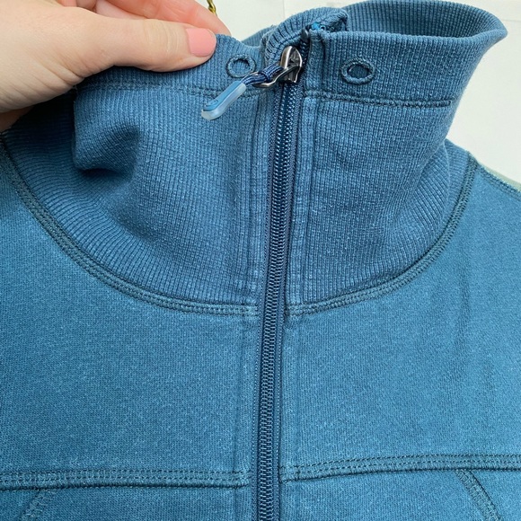 Blue lululemon zip up sweater. Missing string to pull neck tight. - Picture 3 of 3